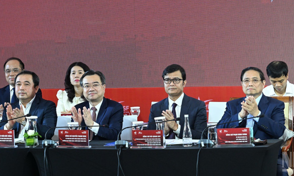 PM urges private sector to lead Vietnam’s future with patriotism, innovation, integration